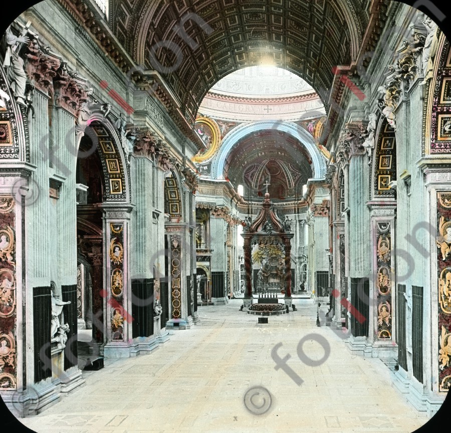 Innenraum von St. Peter | Interior of St. Peter&#039;s - Foto foticon-simon-147-012.jpg | foticon.de - Bilddatenbank für Motive aus Geschichte und Kultur